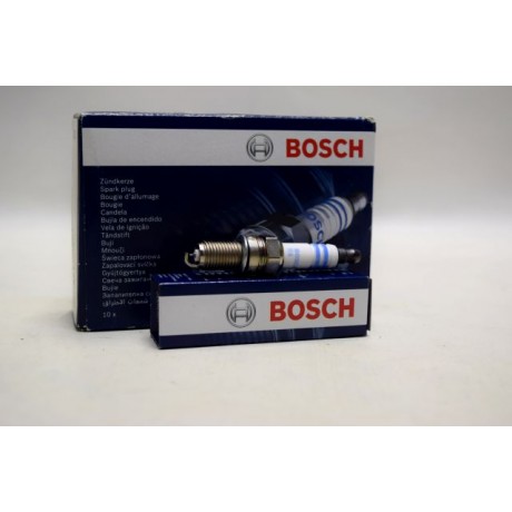 Buji Takımı Bosch Grande Punto 1.4 16v T-Jet Motor 55249868 IKR9J8